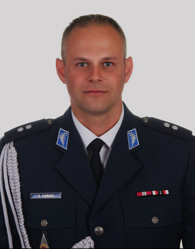 Zastępcy Komendanta Powiatowego Policji w Zgorzelcu  podkomisarz Sebastian KUBIAK