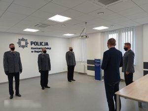 3 policjantów nagrodzonych ze środków przekazanych przez Samorząd Gminy Bogatynia.