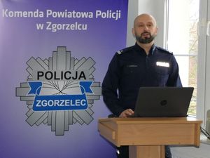 Na zdjęciu Komendant Powiatowy Policji w Zgorzelcu