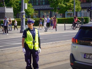 Nie niszcz sobie i swojej rodzinie wymarzonych wakacji! Jedź bezpiecznie i z rozwagą, aby Twój wyjazd nie zakończył się tragicznie