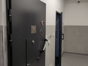 Czterech poszukiwanych zatrzymanych minionej doby