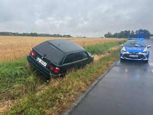 Na zdjęciu pojazd uczestniczący z zdarzeniu drogowym