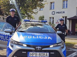 74-latek zasłabł na rowerze. Na szczęście pomoc przyszła w porę
