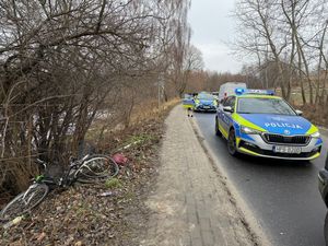 Wypadek drogowym z udziałem rowerzystki, sprawca nietrzeźwy