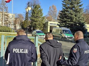 Zatrzymanie dwóch mężczyzn podejrzanych o posiadanie narkotyków