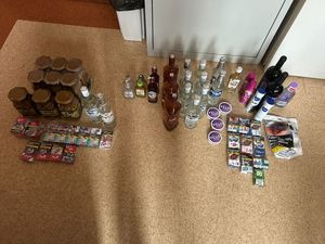 Na zdjęciu odzyskane rzeczy