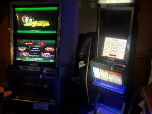 Na zdjęciu automaty do gry