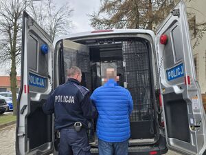 Awantura w hotelu zakończona zatrzymaniem. Dzielnicowi ujawnili osoby poszukiwane