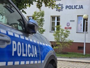 Na zdjęciu radiowóz