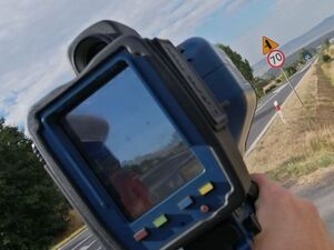 Na zdjęciu miernik prędkości